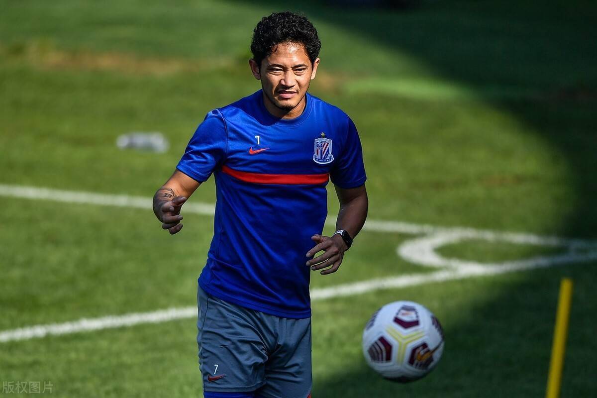 关于芝加哥公牛发布备战花絮，转会期状态回暖，中超任务艰巨，轮换策略成焦点的信息