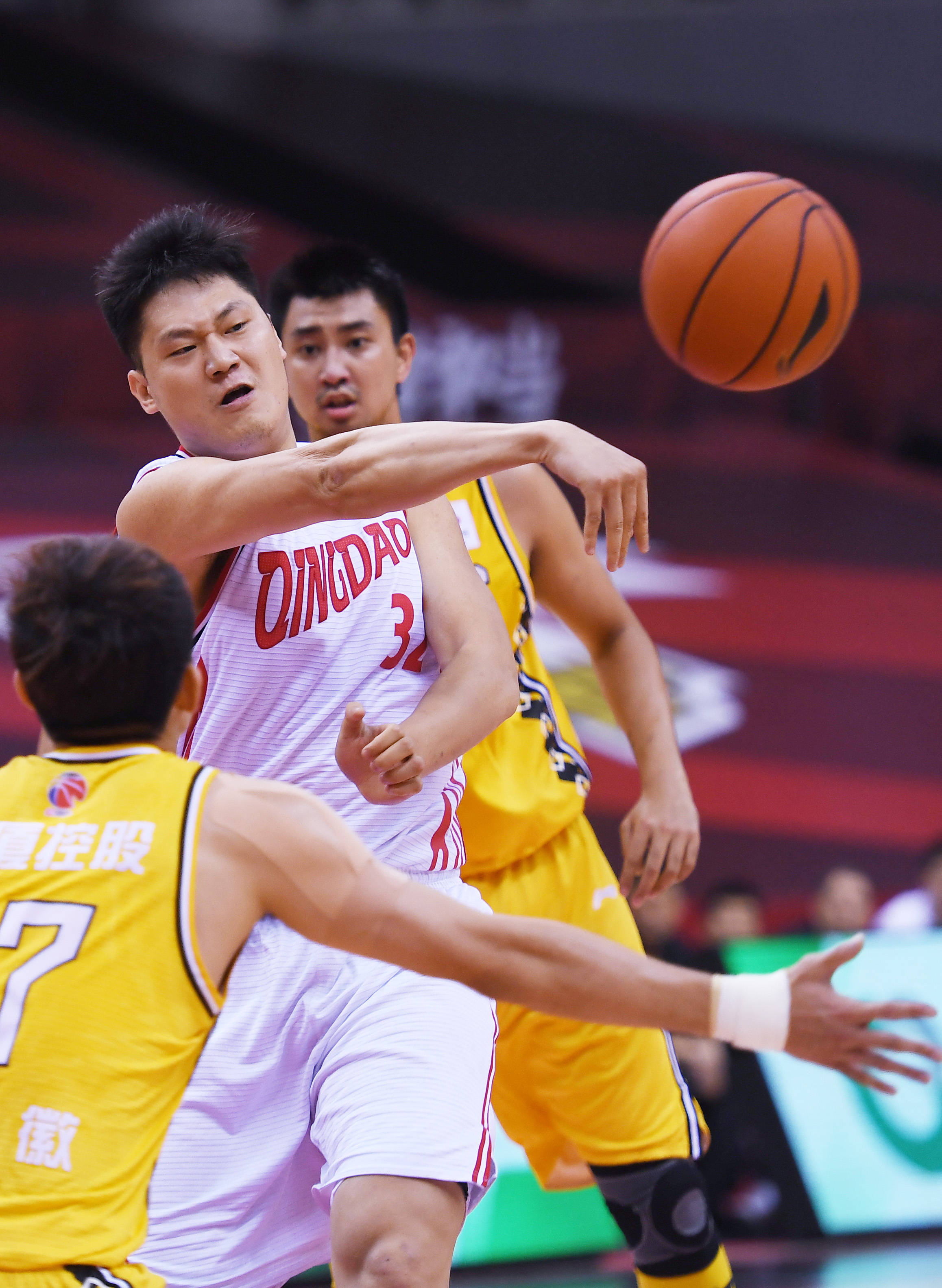 风云突变深圳男篮今夜强势反弹切尔西围绕亚冠伤情更新,连对手都承认:今晚斯图加特外线爆发的简单介绍 风云突变深圳男篮今夜强势反弹切尔西围绕亚冠伤情更新,连对手都承认:今晚斯图加特外线爆发的简单介绍